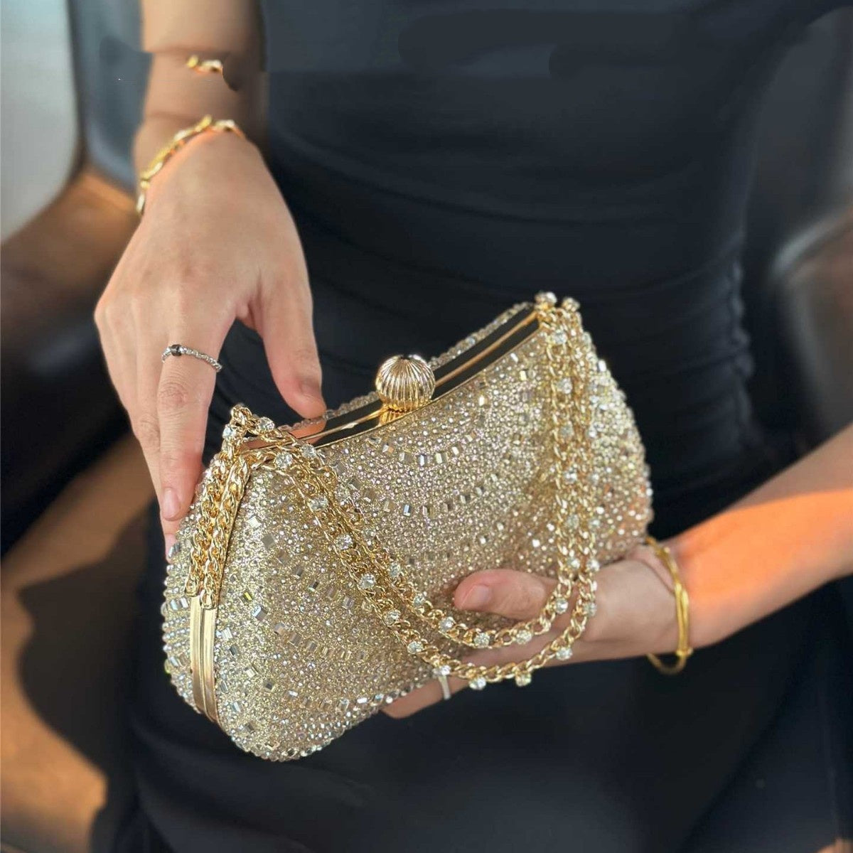 Sparkling clutch bag
