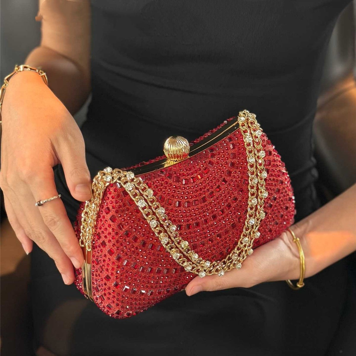 Sparkling clutch bag