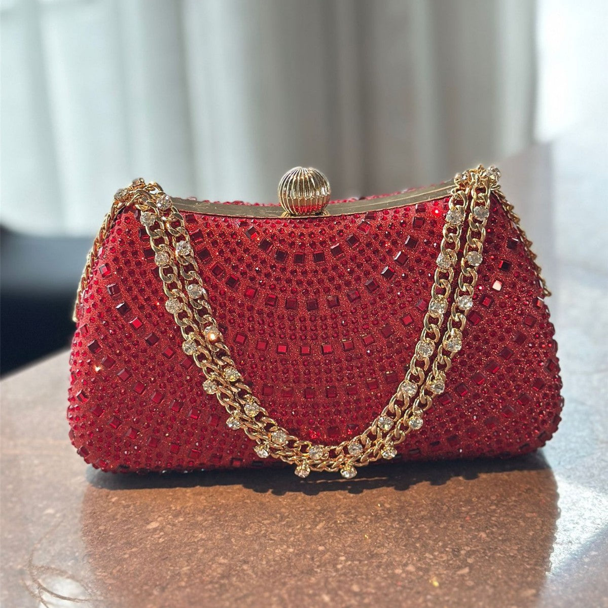 Sparkling clutch bag